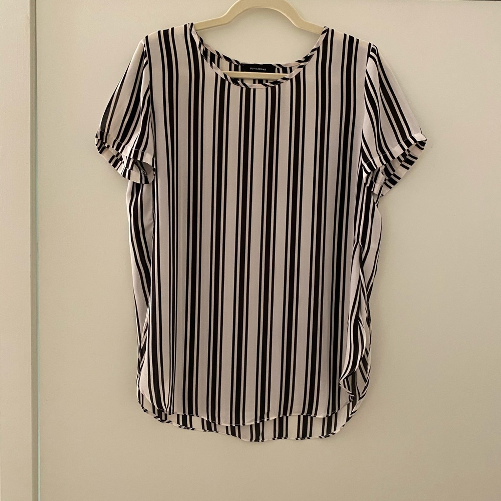 Black & white stripped blouse